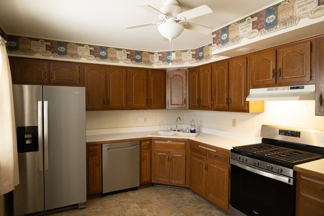 3519 Thelma Street, Rockford, IL 61108