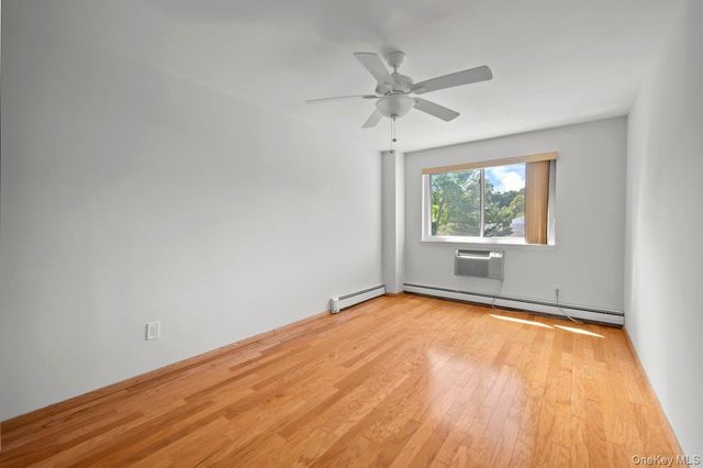 89 N Broadway 204, White Plains, NY 10603