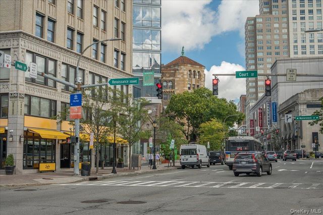89 N Broadway 204, White Plains, NY 10603