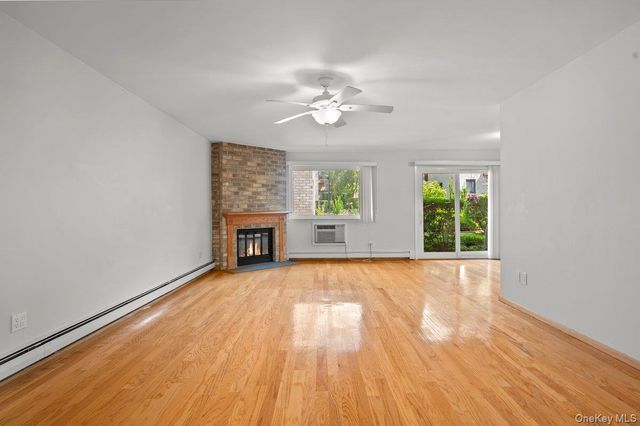 89 N Broadway 204, White Plains, NY 10603