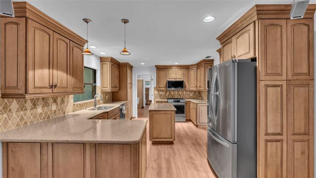 9240 MOORE ROAD, Lakeland, FL 33809