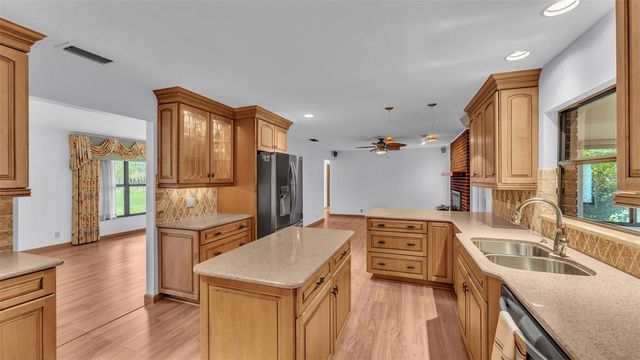 9240 MOORE ROAD, Lakeland, FL 33809