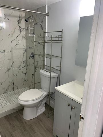 271 NW 177th St B-117, Miami Gardens, FL 33169