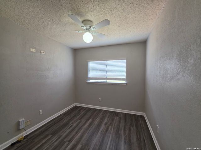 10014 SUNSET PL, San Antonio, TX 78245
