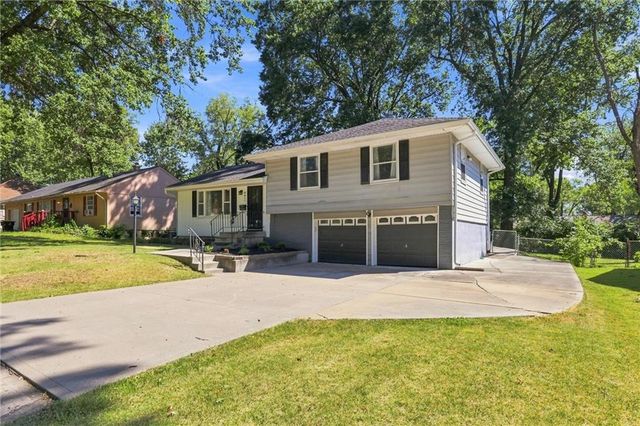 9611 E 80th Terrace, Raytown, MO 64138