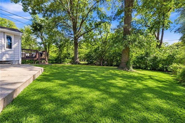 9611 E 80th Terrace, Raytown, MO 64138