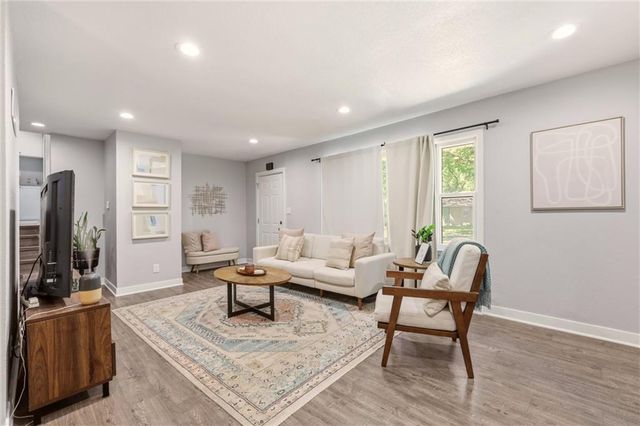 9611 E 80th Terrace, Raytown, MO 64138