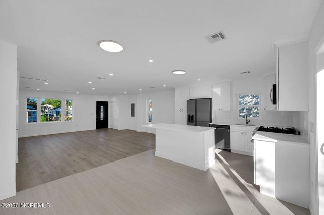 440 Aumack Avenue, Union Beach, NJ 07735