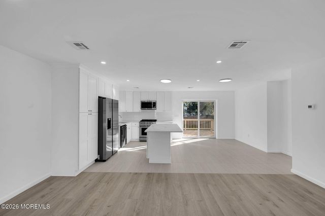 440 Aumack Avenue, Union Beach, NJ 07735