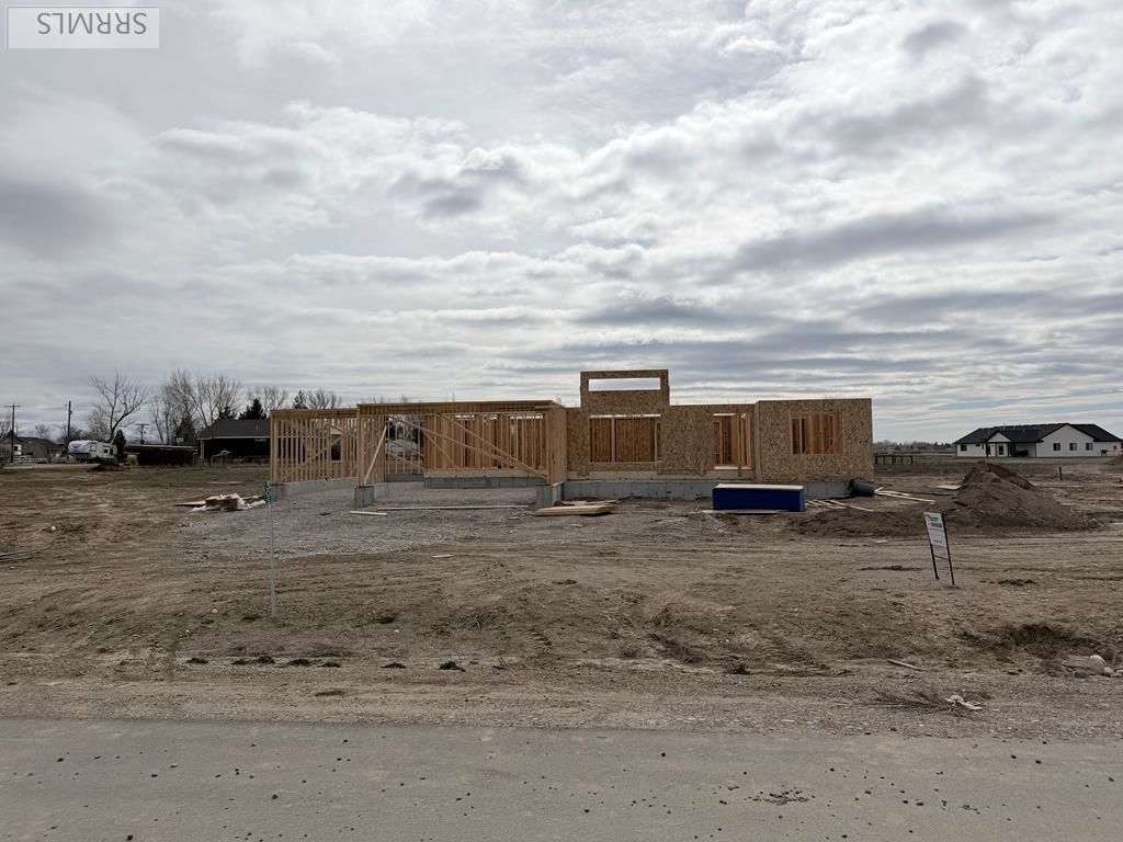 Image 1 of property listing at 305 W 320 N, Blackfoot, ID 83221