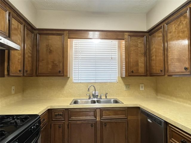 4211 White River Drive, Pasadena, TX 77504