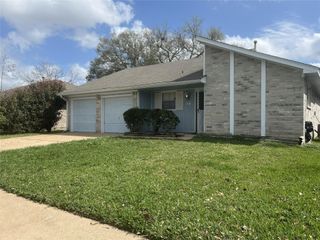 4211 White River Drive, Pasadena, TX 77504