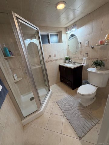 27 Witteman Place, Staten Island, NY 10301