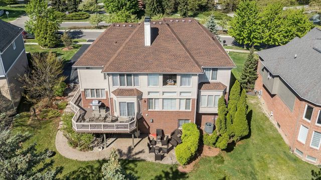 6517 Chelsea Bridge, West Bloomfield Twp, MI 48322