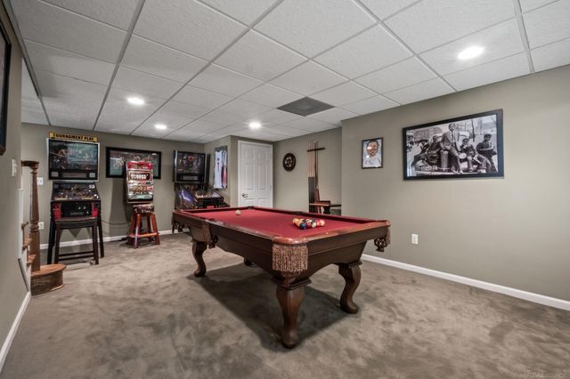 6517 Chelsea Bridge, West Bloomfield Twp, MI 48322