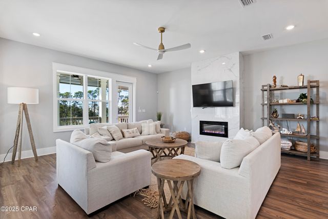 21 W Queen Palm Drive, Inlet Beach, FL 32461