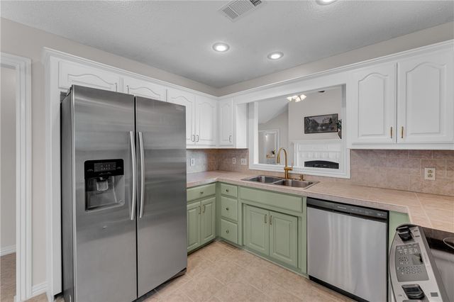 11271 Club House Parkway, Farmington, AR 72730