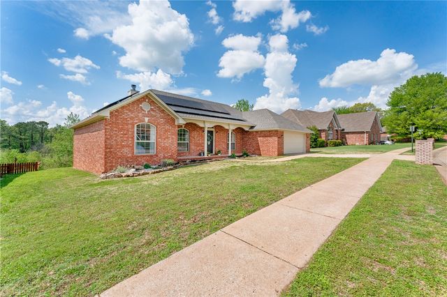 11271 Club House Parkway, Farmington, AR 72730