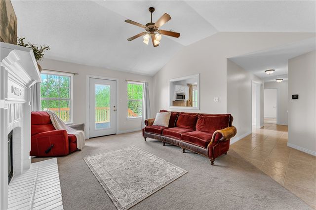 11271 Club House Parkway, Farmington, AR 72730