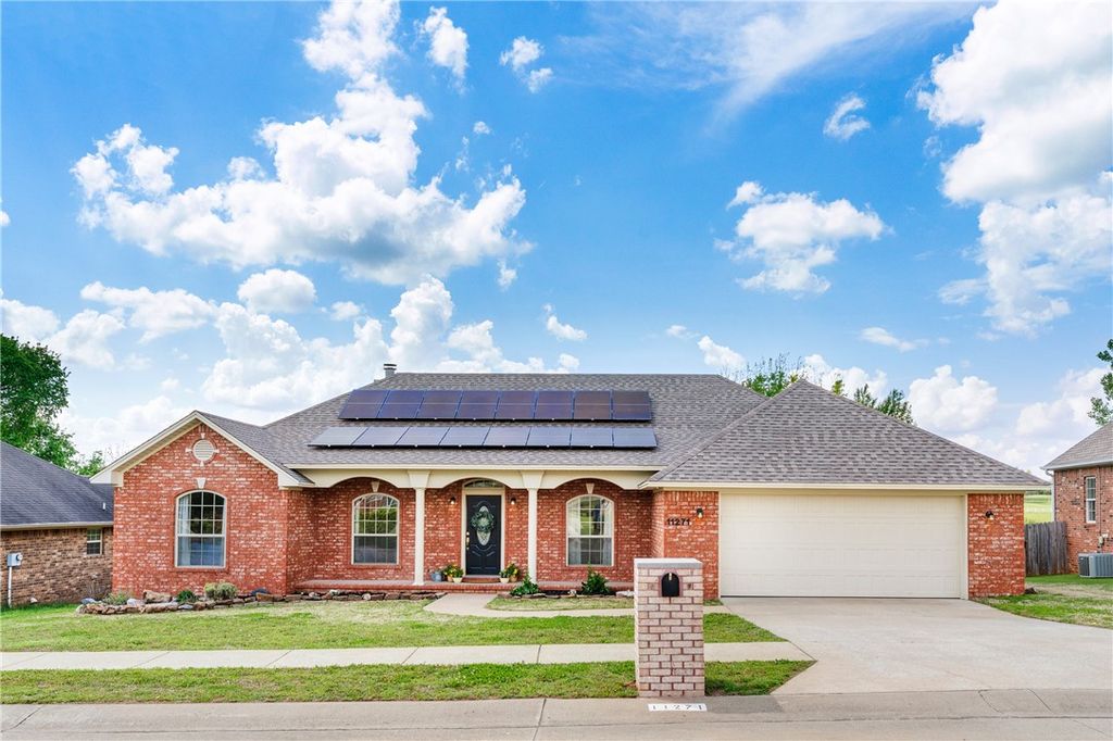 11271 Club House Parkway, Farmington, AR 72730