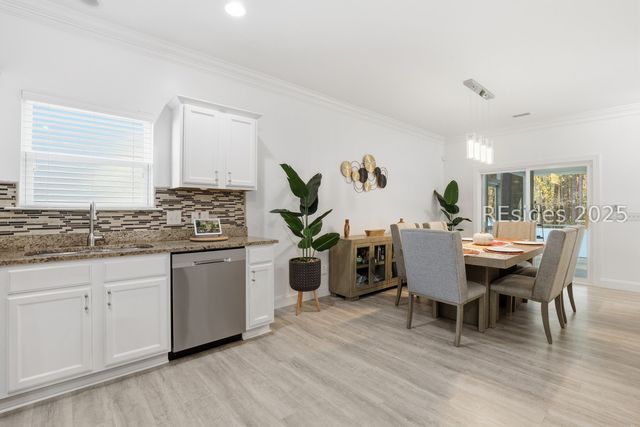 44 Running Oak Dr, Bluffton, SC 29910