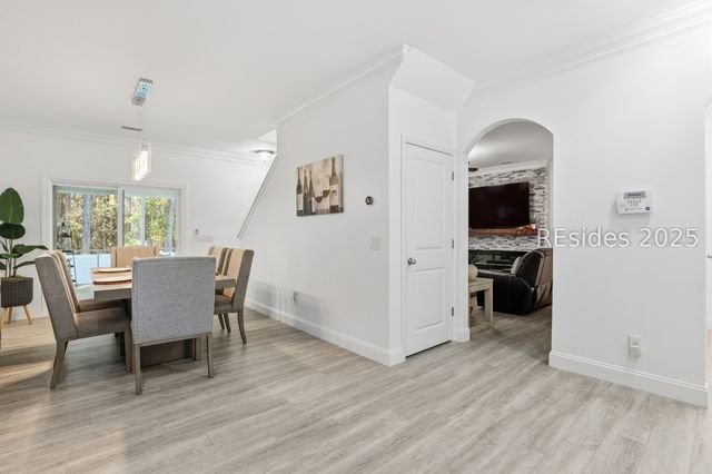 44 Running Oak Dr, Bluffton, SC 29910