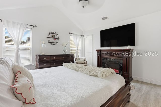 44 Running Oak Dr, Bluffton, SC 29910