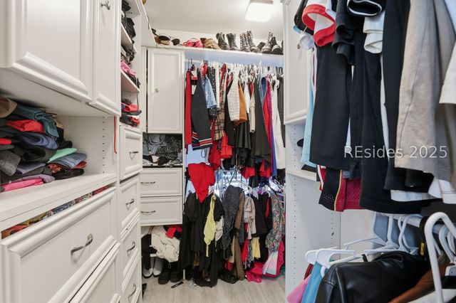 44 Running Oak Dr, Bluffton, SC 29910