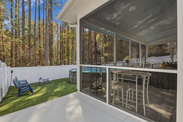 44 Running Oak Dr, Bluffton, SC 29910