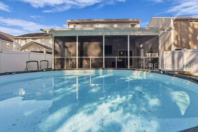 44 Running Oak Dr, Bluffton, SC 29910