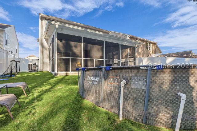 44 Running Oak Dr, Bluffton, SC 29910