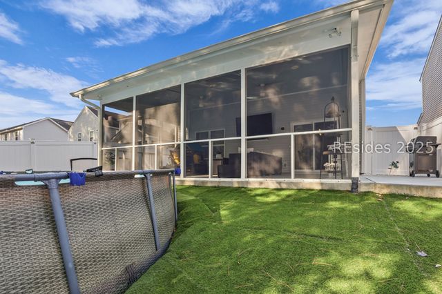 44 Running Oak Dr, Bluffton, SC 29910