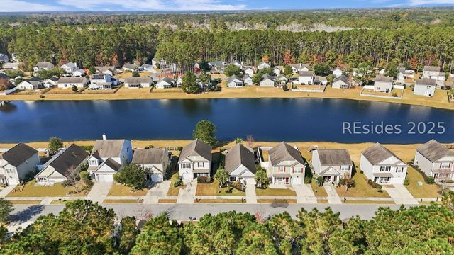 44 Running Oak Dr, Bluffton, SC 29910