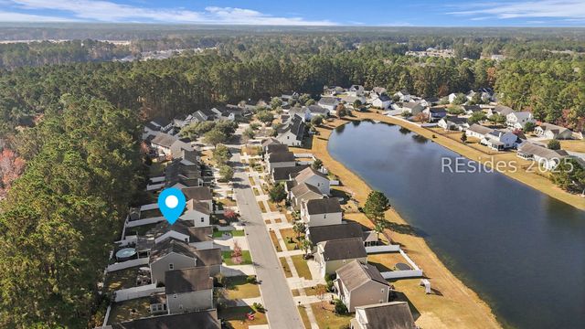 44 Running Oak Dr, Bluffton, SC 29910
