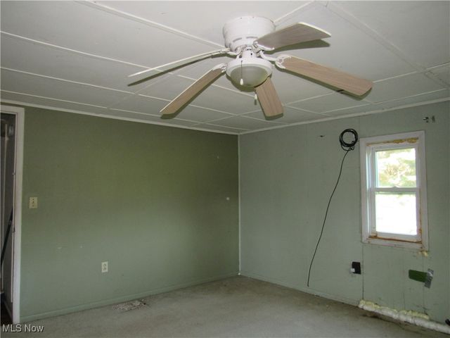 9714 Salem Warren Road, Salem, OH 44460