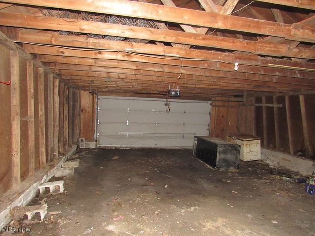 9714 Salem Warren Road, Salem, OH 44460