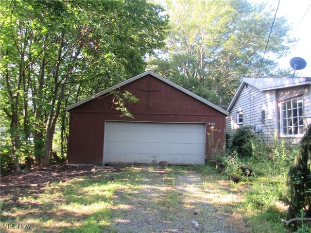 9714 Salem Warren Road, Salem, OH 44460