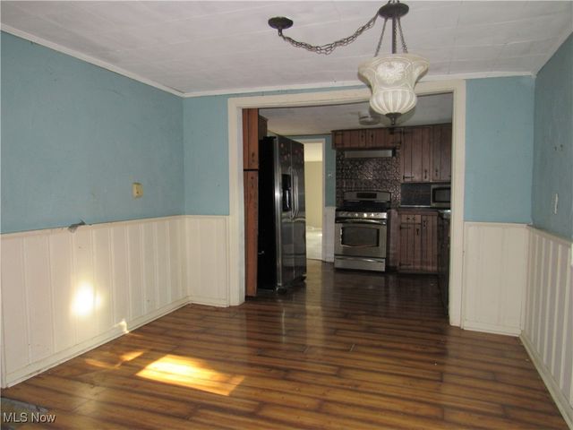 9714 Salem Warren Road, Salem, OH 44460