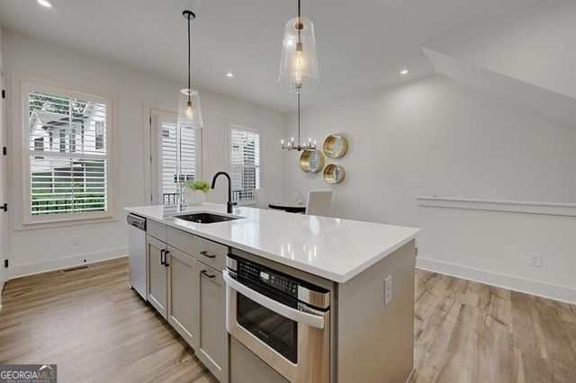 4433 Buckley Way, Atlanta, GA 30342