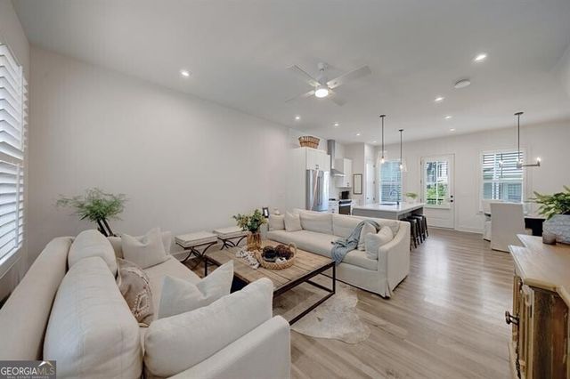 4433 Buckley Way, Atlanta, GA 30342