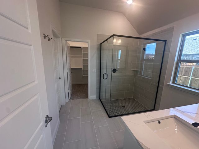604 Austen Avenue, Tioga, TX 76271