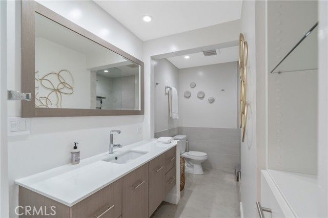 30 Reef 3, Marina Del Rey, CA 90292