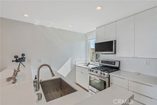 30 Reef 3, Marina Del Rey, CA 90292