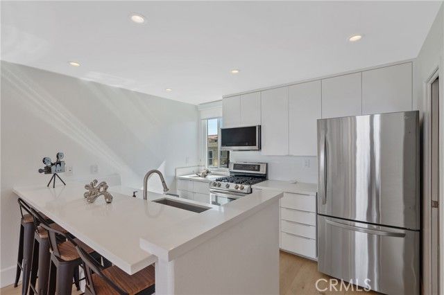 30 Reef 3, Marina Del Rey, CA 90292