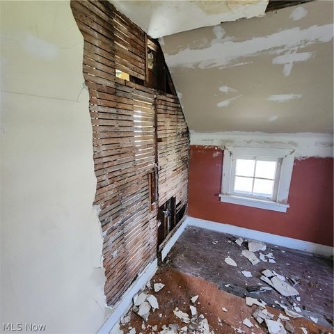 12607 Oakfield Avenue, Cleveland, OH 44105