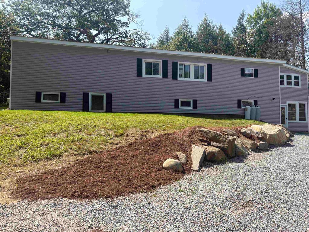 18 Shady Lane, Northfield, NH 03276
