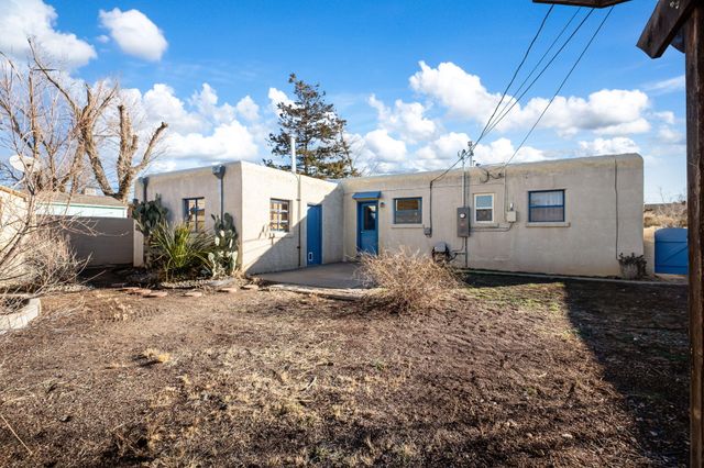 2717 Solano Drive NE, Albuquerque, NM 87110