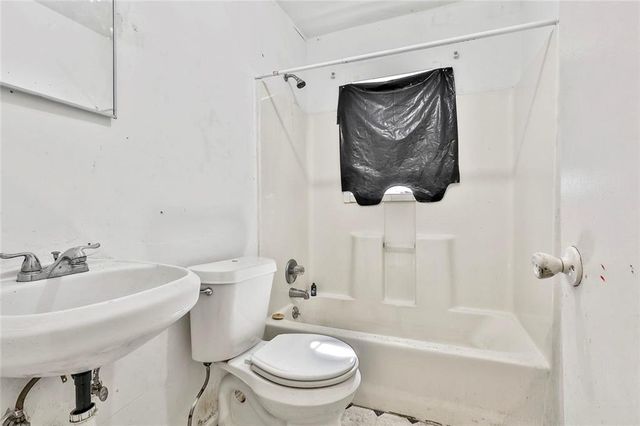 66 Howell SW Drive, Atlanta, GA 30331