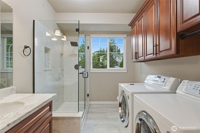 35214 4th Place SW, Federal Way, WA 98023
