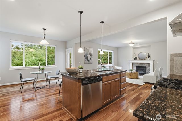 35214 4th Place SW, Federal Way, WA 98023